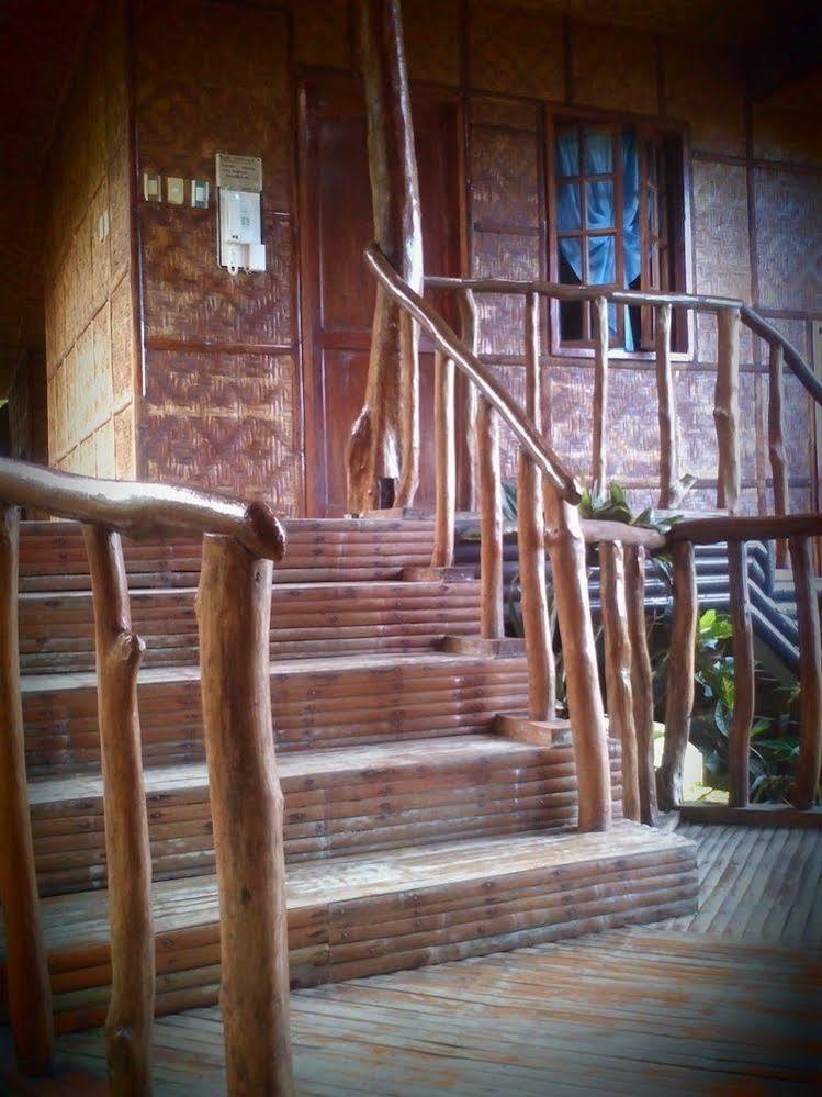 Hilltop Cottages โลบก ภายนอก รูปภาพ