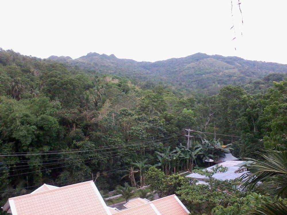 Hilltop Cottages โลบก ภายนอก รูปภาพ